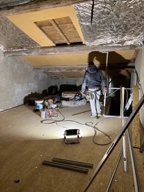 Isolation des combles dans maison à ST GENIS LES OLLIERES près de Lyon